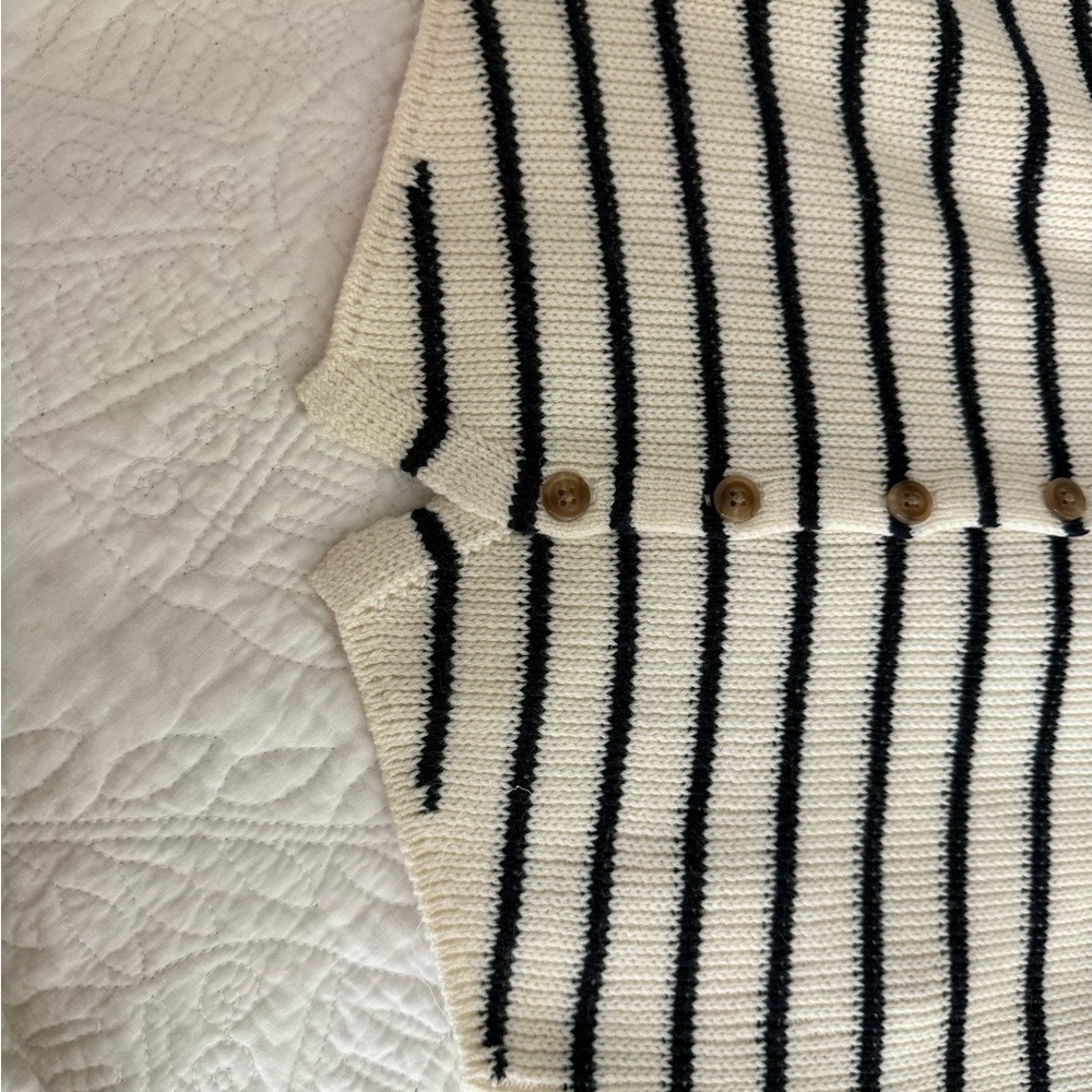 NWT Striped Knit Vest with Buttons - Sincerely Jules - Picture 3 of 4